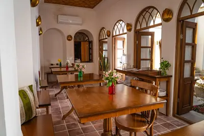 اقامتگاه سنتی توراندخت - واحد طاق چشمه