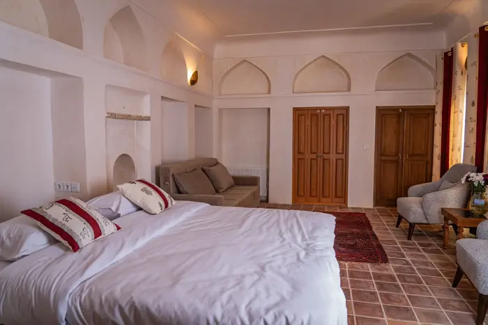 اقامتگاه سنتی توراندخت - واحد پنج دری