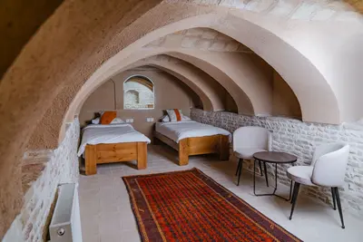 اقامتگاه سنتی توراندخت - واحد سرداب