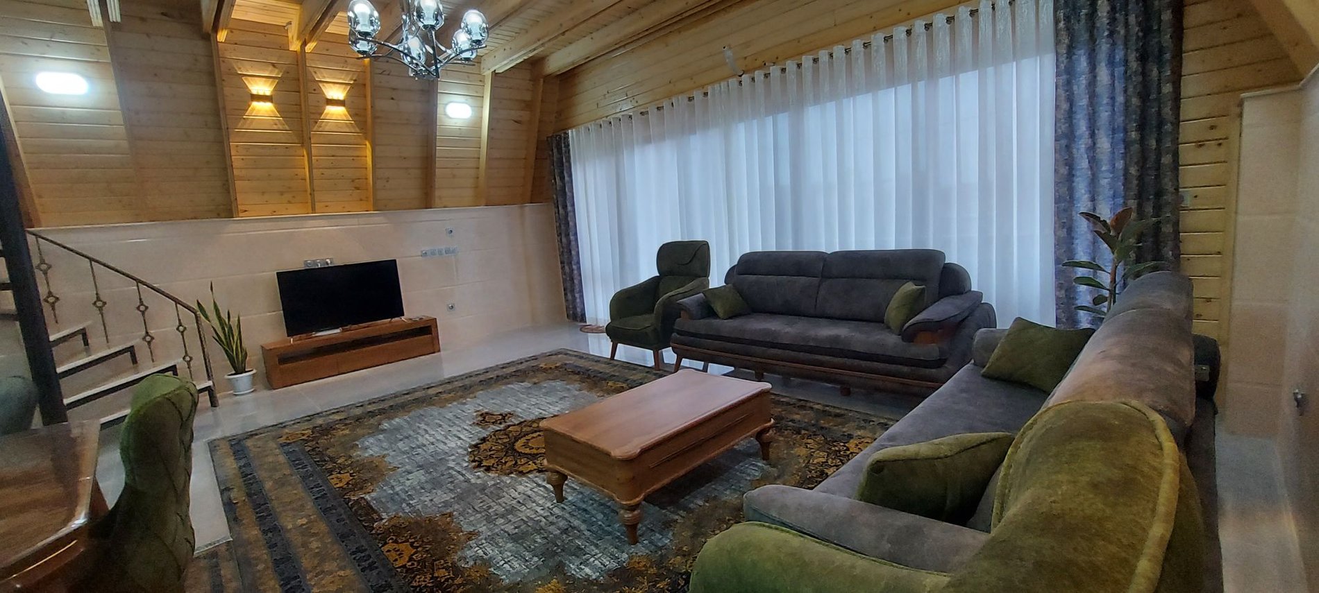 کلبه سه خوابه استخردار آبگرم دریاپشته