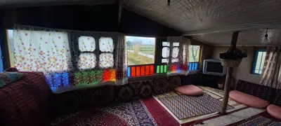 بومگردی امیرِستون - واحد ۴