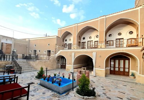 اقامتگاه سنتی برج کبوتر واحد عشق