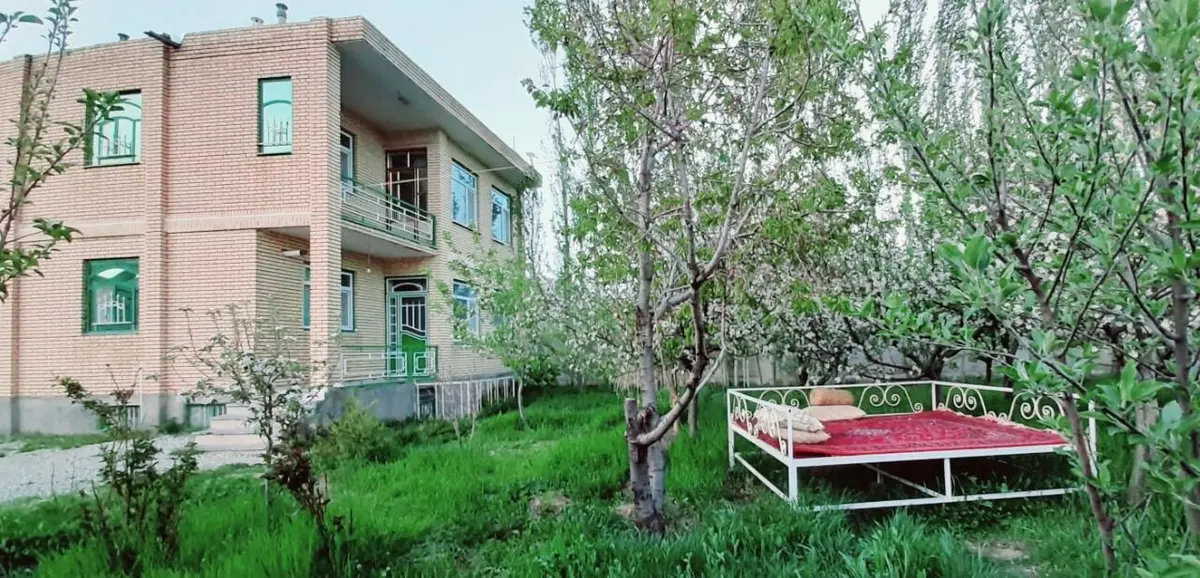 ویلا یک خوابه باغ عابدی - نمای ویلا وباغ