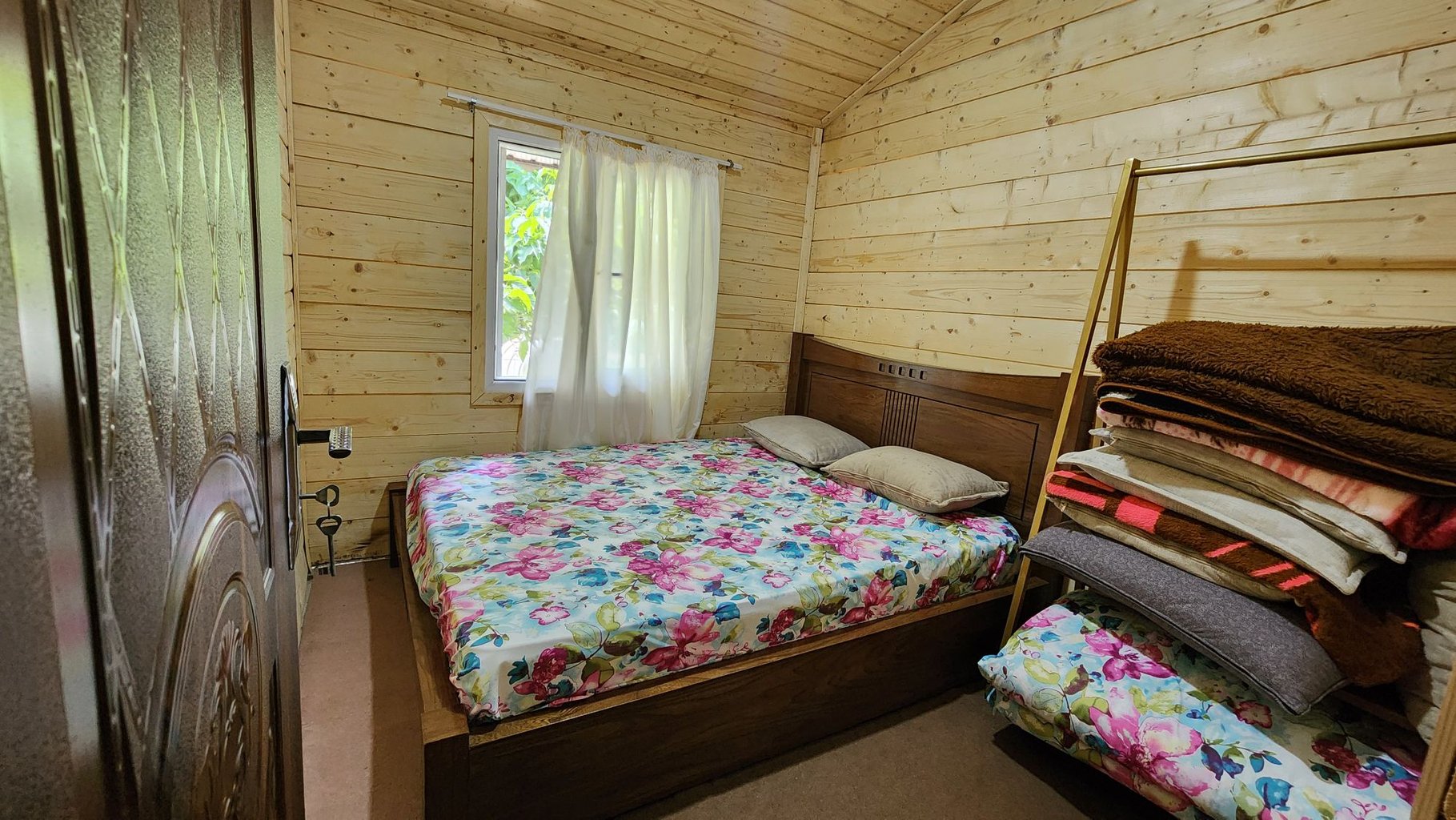 یک خوابه جنگلی آریانا