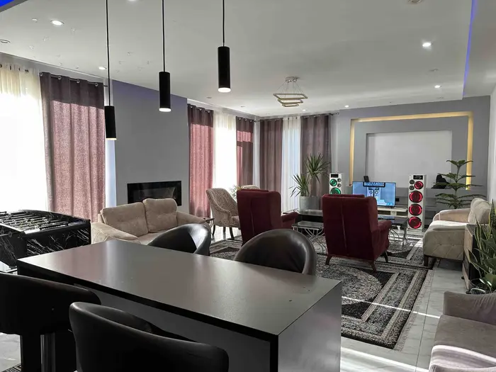 ویلا دوخوابه استخردار آبگرم مزرعه 2 - پذیرایی