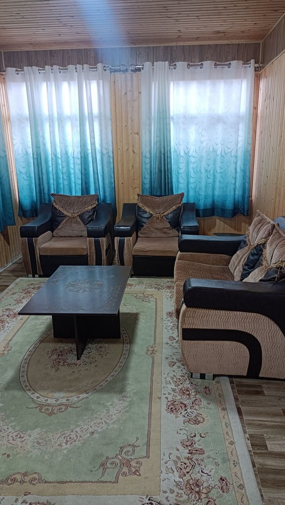 یک خوابه چوبی قلعه کول 1