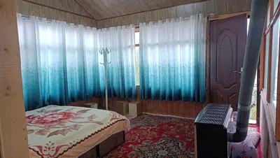 کلبه یک خوابه چوبی قلعه کول 1