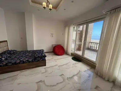 ویلا دوخوابه تريبلكس استخردار آبگرم منور 1