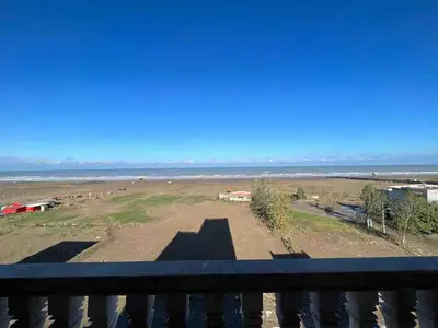 آپارتمان دوخوابه ساحلی منور 2 واحد 5