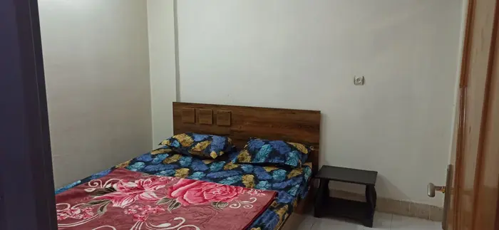 آپارتمان دوخوابه دانشور