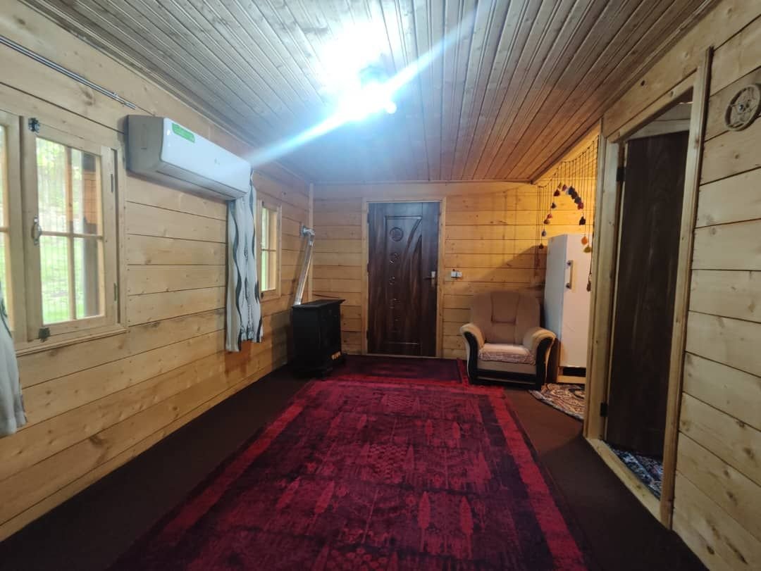 کلبه یک خوابه جنگلی آمادای