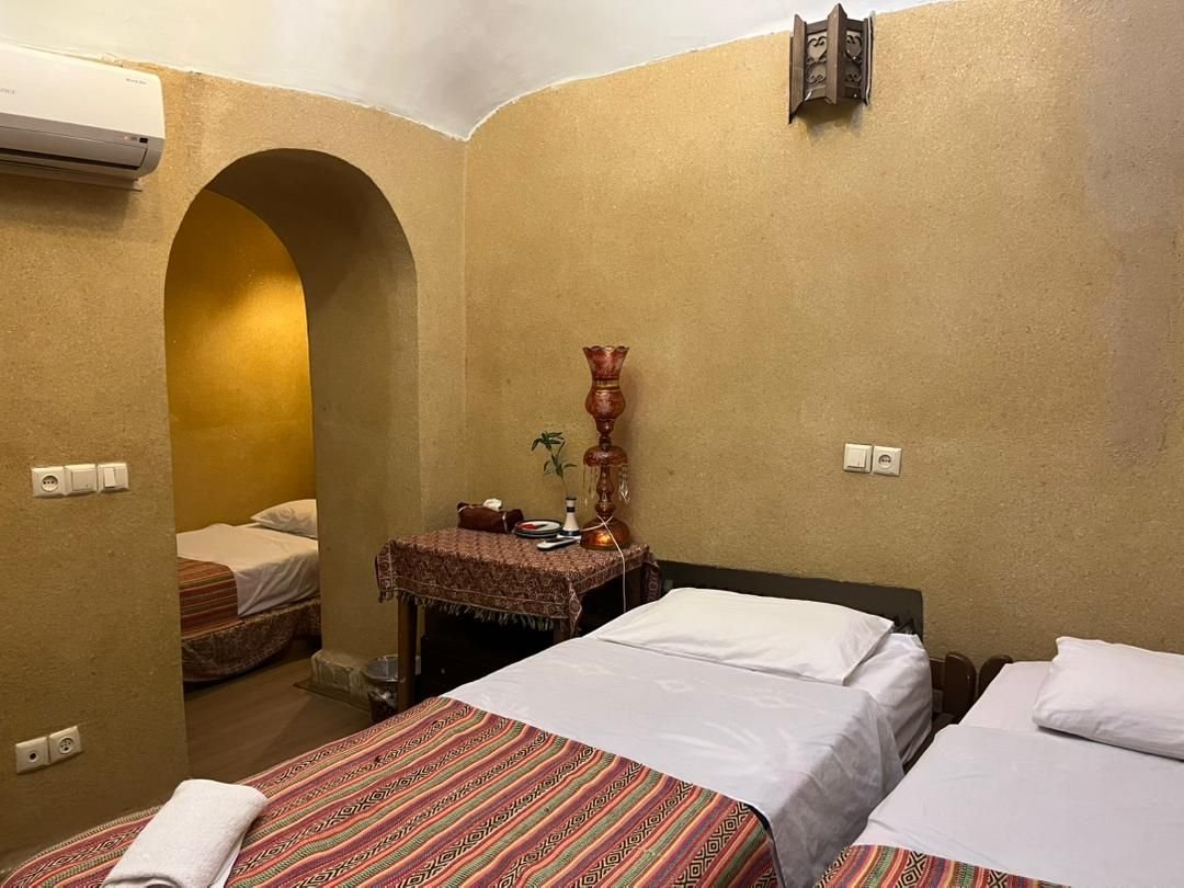 مجتمع اقامتی جاده ابریشم - واحد ۷