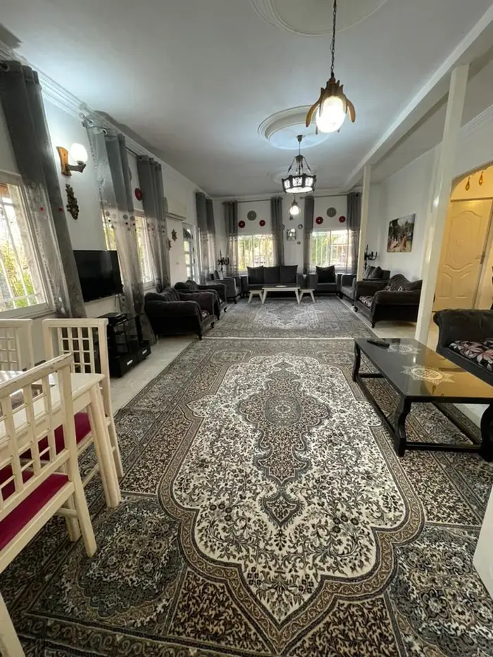 ویلا پنج خوابه ساحل 1 - پذیرایی