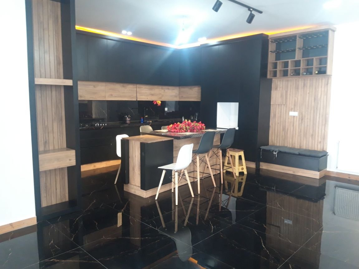 ویلا چهارخوابه دوبلکس استخردار آبگرم ارغوان