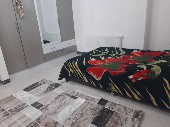 سوئیت یک خوابه خانه مسافر مانلی - اتاق خواب