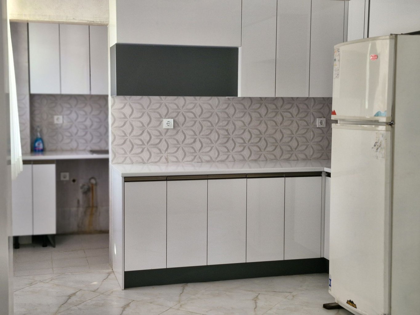 سوئیت یک خوابه مانلی همکف