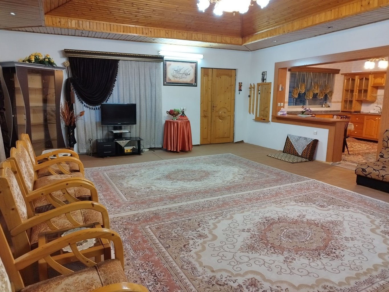 ویلا دوخوابه ساحلی رویای شیرین - پذیرایی۲