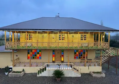 کلبه فلت پای کوه دران