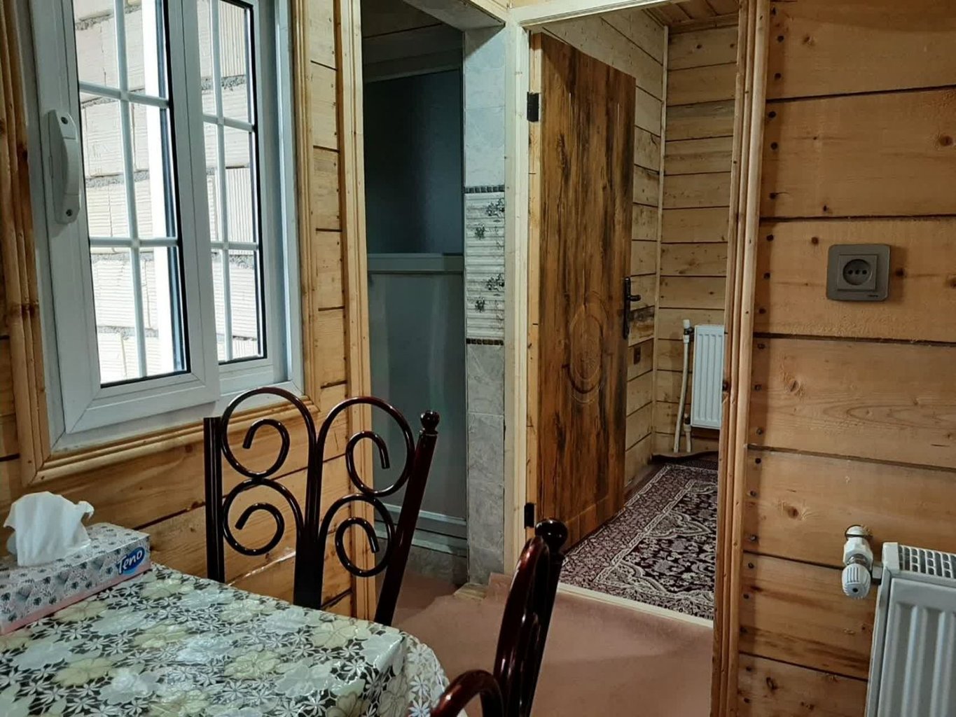 یک خوابه چوبی جنگلی مهدی