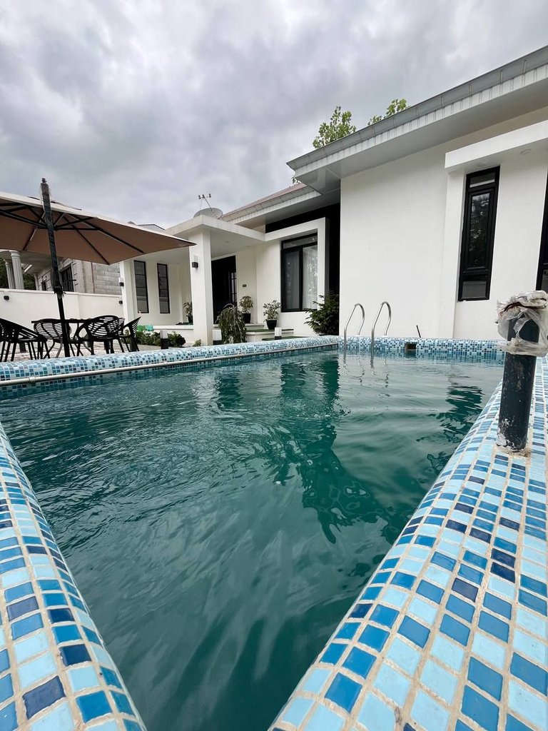 دوخوابه استخردار آبگرم قو سپید