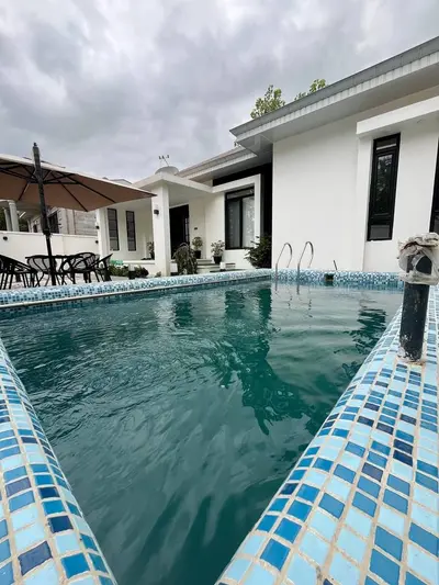 ویلا دوخوابه استخردار آبگرم قو سپید