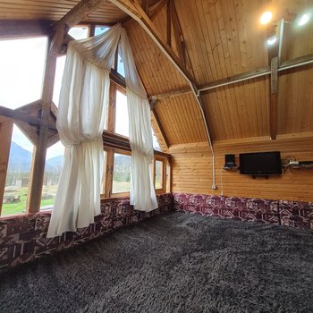 کلبه فلت پارادایس کاظمی