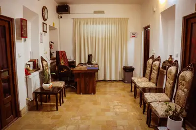 بومگردی اسفندیار - واحد وی‌آی‌پی