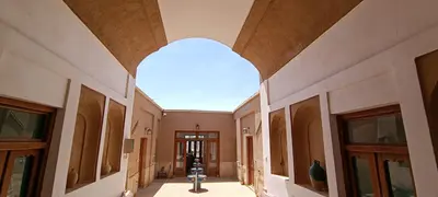 بومگردی اسفندیارپور - واحد 101