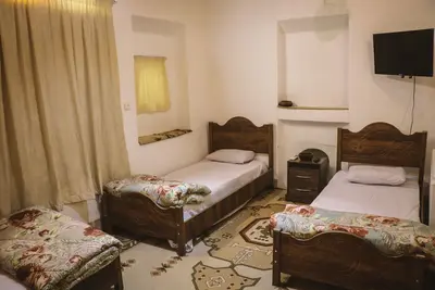 بومگردی اسفندیار - واحد ۱۰۲