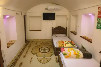 بومگردی اسفندیار - واحد ۱۰۳