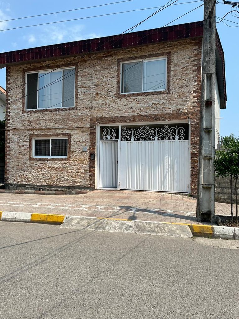 سوئیت فلت گلور 1