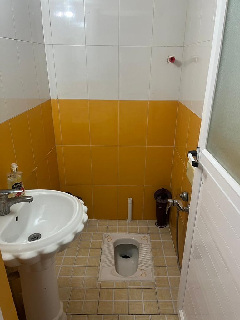 سوئیت فلت گلور 1