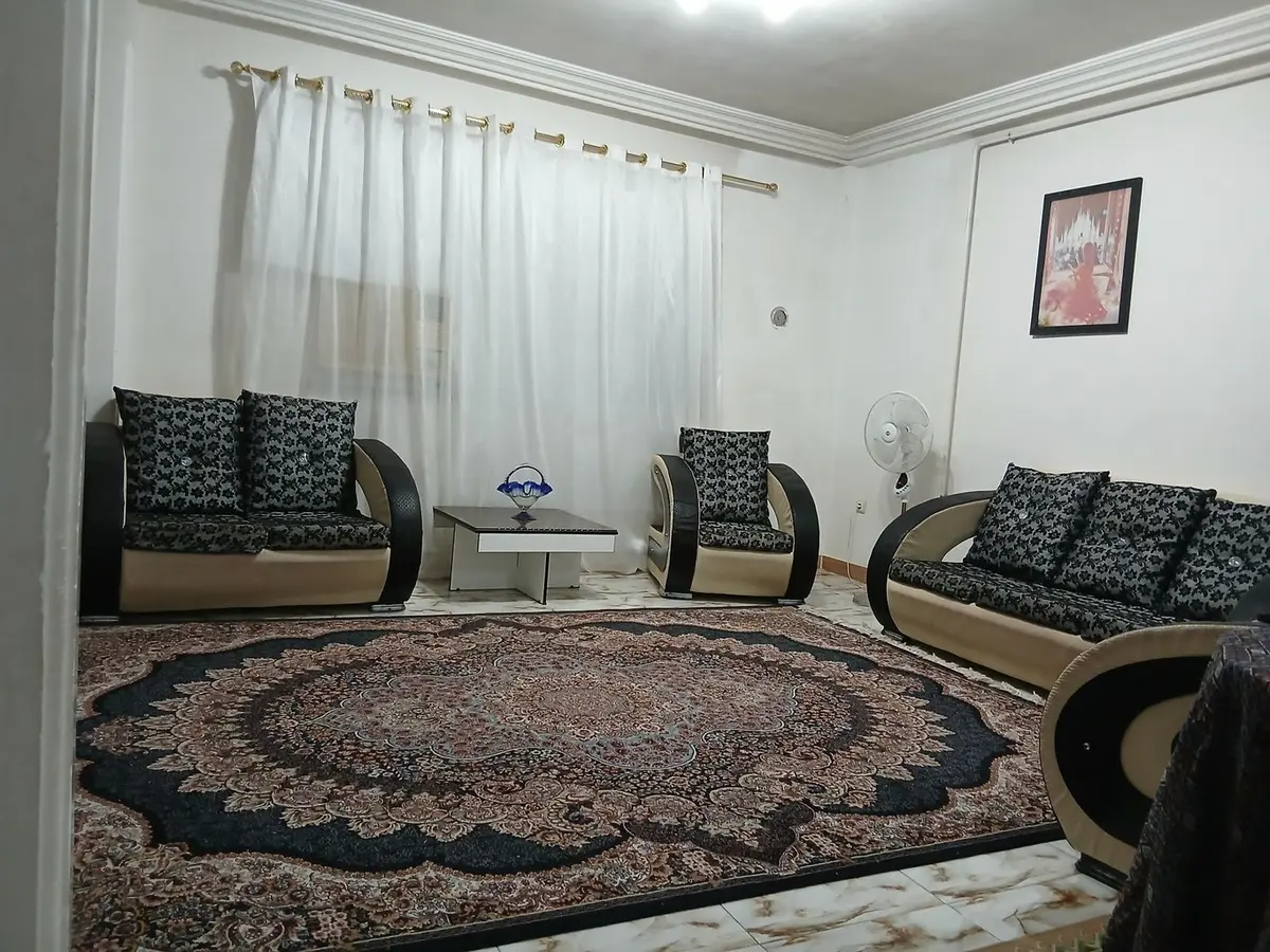 آپارتمان دوخوابه امیر 8