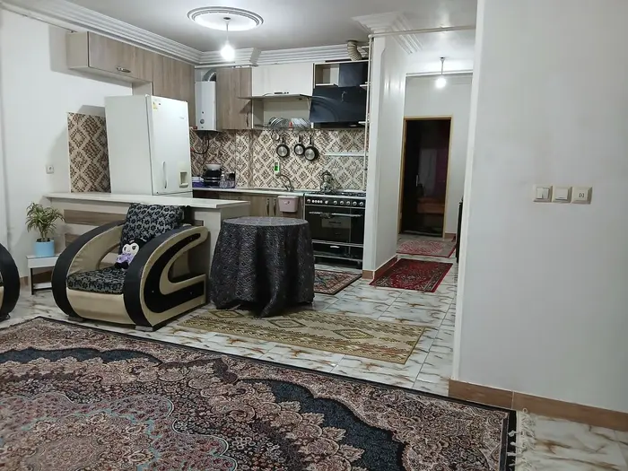 آپارتمان دوخوابه امیر 8