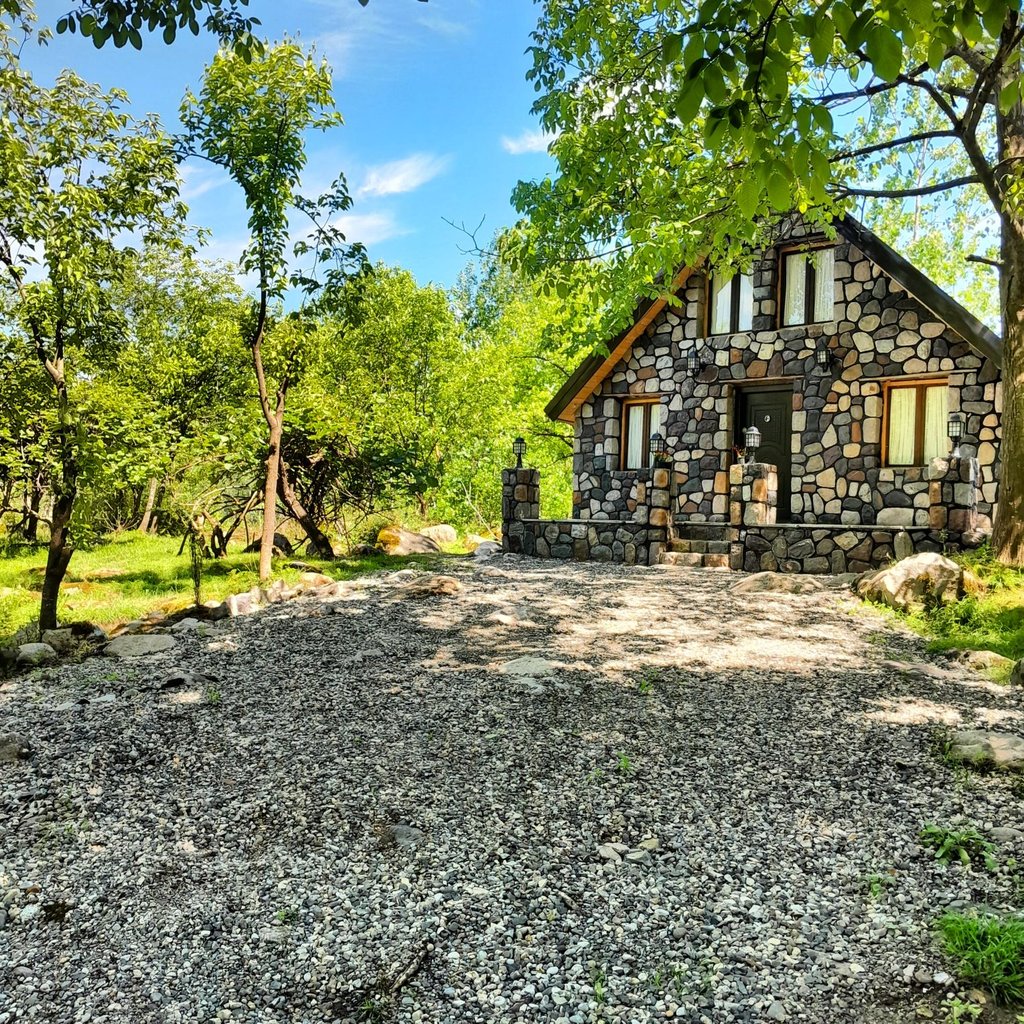 یک خوابه دوبلکس سوئیسی سنگی