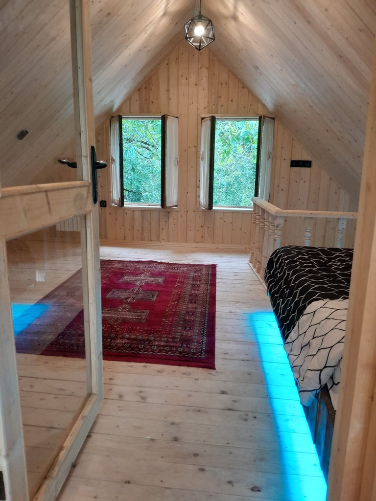 یک خوابه دوبلکس سوئیسی سنگی