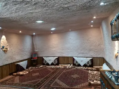 اقامتگاه سنتی یک خوابه لاله سهند