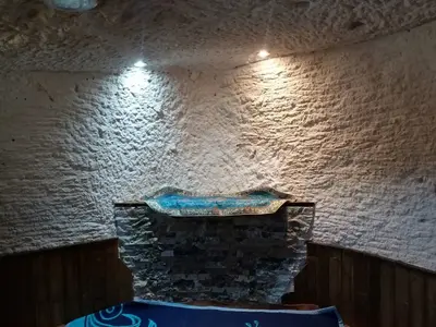 اقامتگاه سنتی یک خوابه لاله سهند