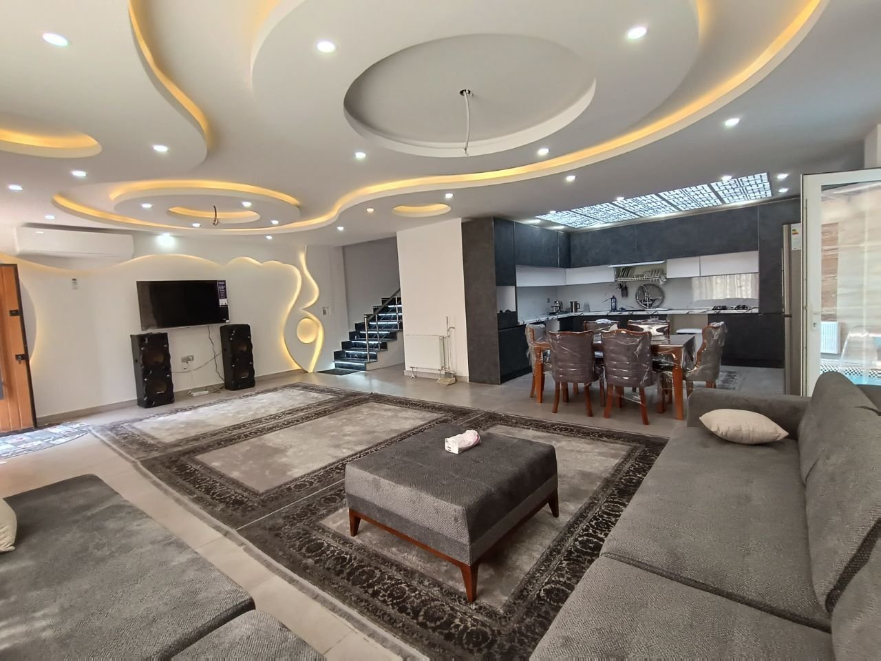 ویلا سه خوابه استخردار آبگرم ستاره دریا کد ۱