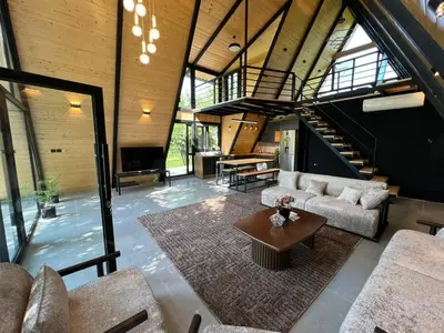 کلبه دوخوابه سوئیسی دوبلکس جکوزی دار آویشو