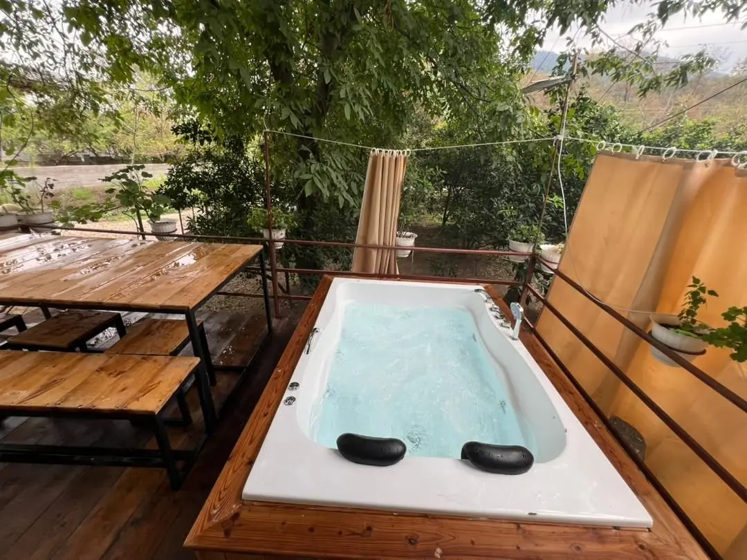 ویلا دوخوابه جکوزی دار کارون