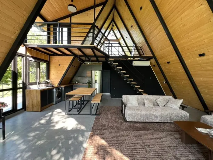 کلبه دوخوابه سوئیسی دوبلکس جکوزی دار آویشو