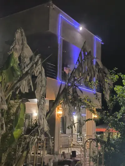 ویلا پنج خوابه دوبلکس استخردار آبگرم باغ یکم