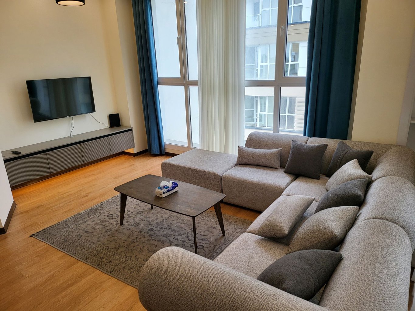 آپارتمان یک خوابه شهرک 2