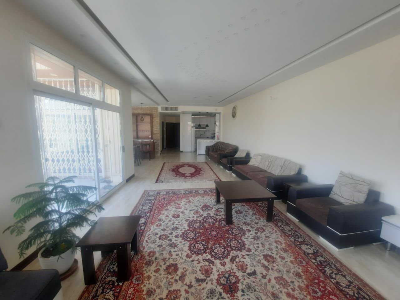 ویلا دوخوابه استخردار اشکاوند