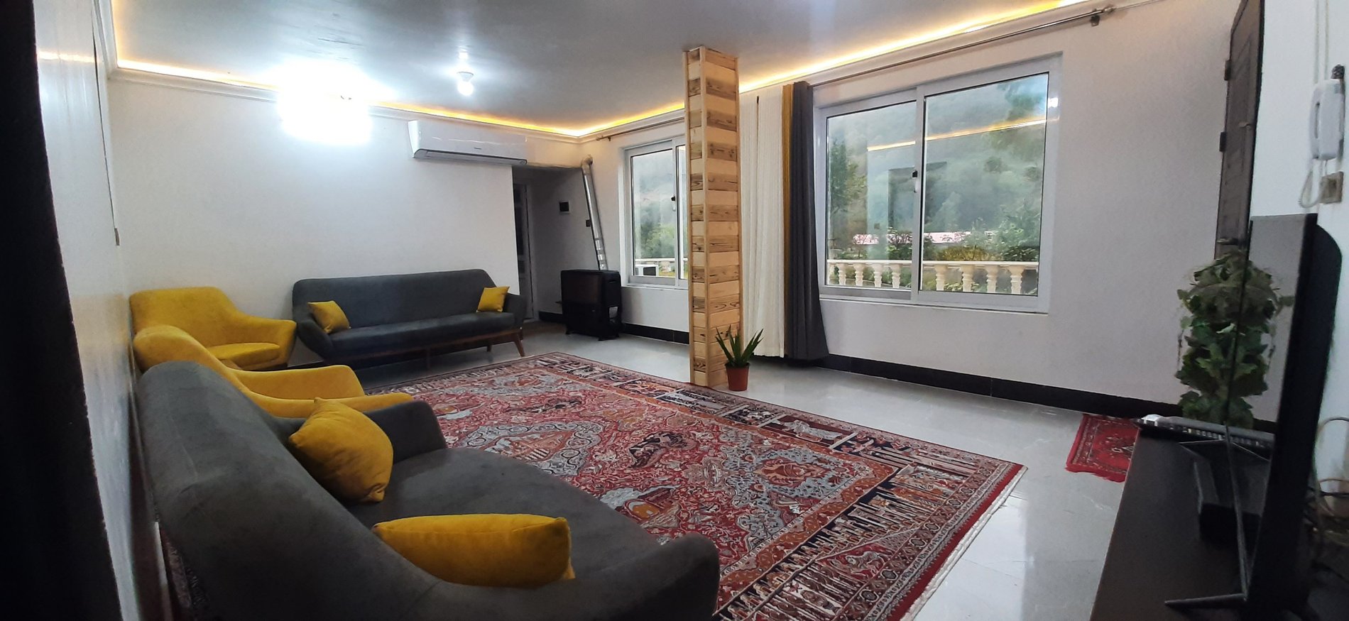 ویلا دوخوابه استخردار آبگرم جوارم