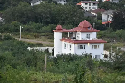 ویلا دوخوابه گل سرخ ۲