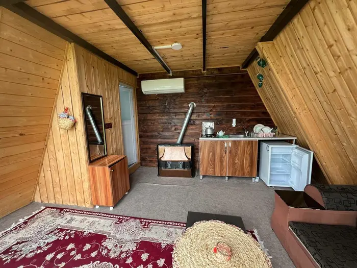 دهکده هاتف - واحد افرا - آشپزخانه