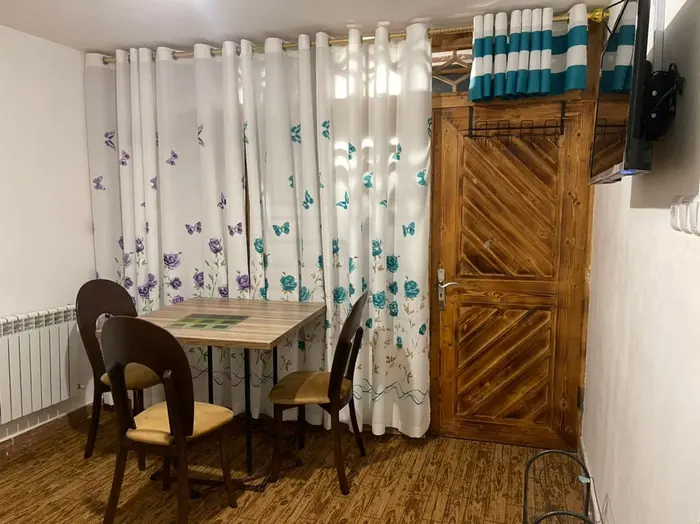 مجتمع اقامتگاهی سفره سبز - واحد شقایق