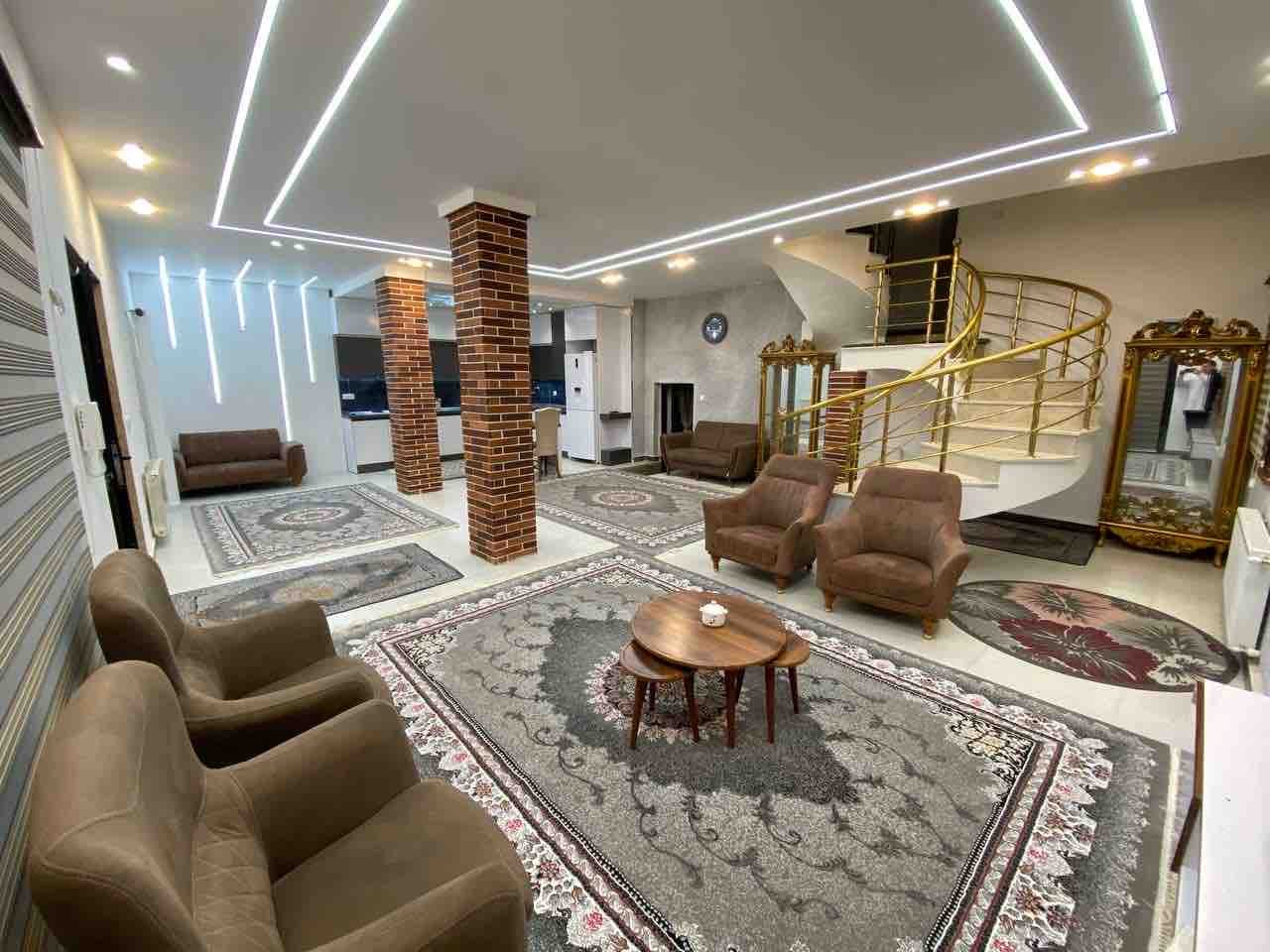 ویلا سه خوابه استخردار آبگرم کاخ